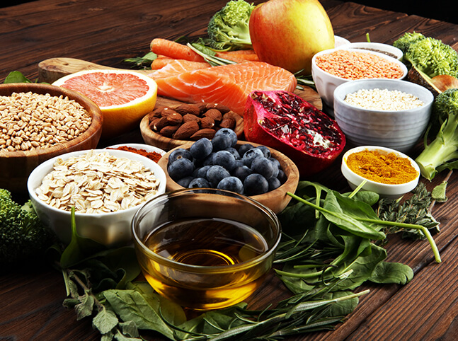 “Which foods are your friends” article discussing which foods can make PAH worse